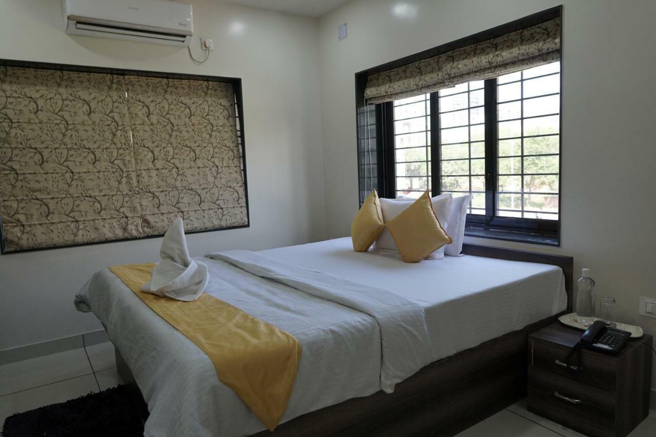 Hotel Rama Golden Root New Town Kalkutta Exterior foto